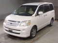 2006 Toyota Noah