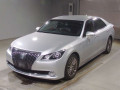 2013 Toyota Crown Majesta