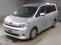 2012 Toyota Voxy