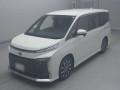 2022 Toyota Voxy