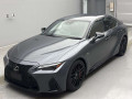 2021 Lexus IS