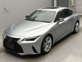 2021 Lexus IS