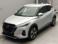 2021 Nissan KIX