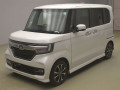 2019 Honda N-BOX CUSTOM
