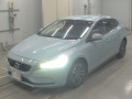 2018 Volvo V40