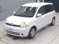 2005 Toyota Sienta