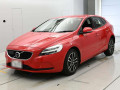 2019 Volvo V40