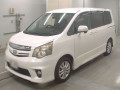 2010 Toyota Noah