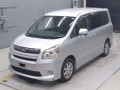 2007 Toyota Noah