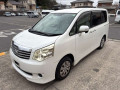 2011 Toyota Noah