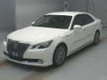 2013 Toyota Crown Majesta