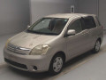2005 Toyota Raum