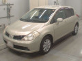 2004 Nissan Tiida