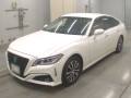 2020 Toyota Crown Hybrid