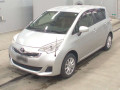 2015 Toyota Ractis