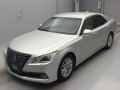 2013 Toyota Crown Hybrid