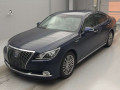 2017 Toyota Crown Majesta