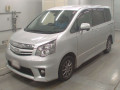 2010 Toyota Noah