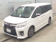 2016 Toyota Voxy