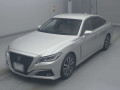 2019 Toyota Crown Hybrid