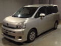2012 Toyota Voxy