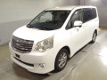 2013 Toyota Noah