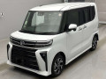 2025 Daihatsu Tanto Custom