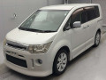 2011 Mitsubishi Delica D5