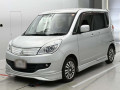 2012 Mitsubishi Delica D2
