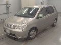 2003 Toyota Raum
