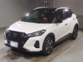2022 Nissan KIX