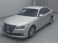 2015 Toyota Crown