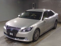 2015 Toyota Crown Majesta
