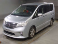 0 Nissan Serena