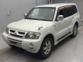 2005 Mitsubishi Pajero