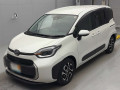 2022 Toyota Sienta