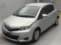 2011 Toyota Vitz