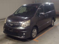 2010 Toyota Noah
