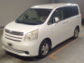 2009 Toyota Noah