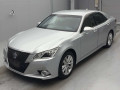 2015 Toyota Crown Hybrid