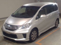 2013 Honda Freed hybrid