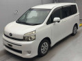 2010 Toyota Voxy