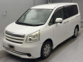2010 Toyota Noah