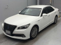 2014 Toyota Crown Hybrid