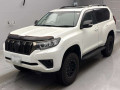 2022 Toyota Land Cruiser Prado