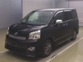 2013 Toyota Voxy