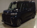2022 Daihatsu Tanto Custom