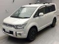 2017 Mitsubishi Delica D5