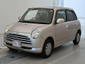 2005 Daihatsu Miragino