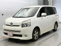 2009 Toyota Voxy